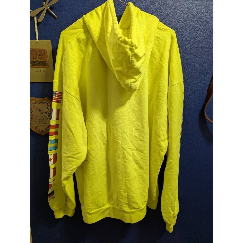 🥚3/30 NASA Hoodie - Picture 2 of 7